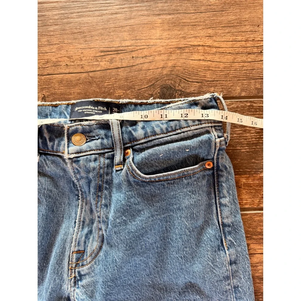 Abercrombie & Fitch A&F Vintage Stretch Straight Jeans Mens 28x28 Medium Wash